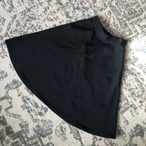 Banana Republic black midi skirt. Size 2